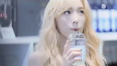 少女时代 - Happy B'day 泰妍 (28th Birthday)