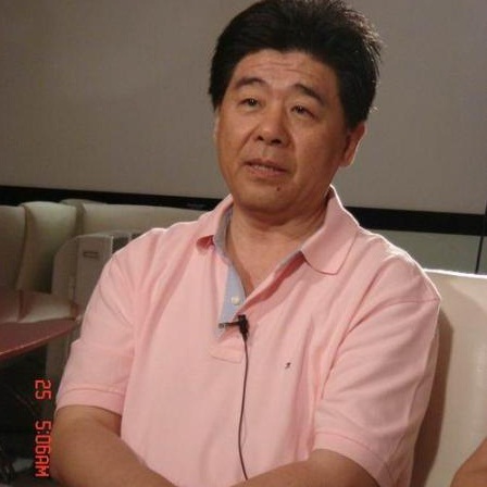 王洁实 