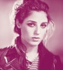 Birdy Jasmine Van den Bogaerde