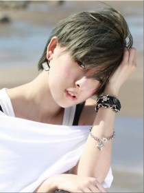 刘虹翎 