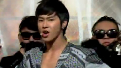 东方神起 - Keep Your Head Down