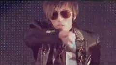 w-inds. - Revision