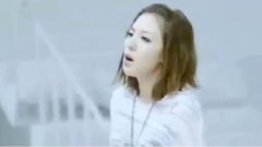 2NE1 - Lonely
