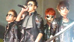 MIC男团 - RockStar