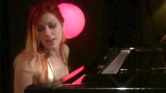 Bonnie McKee - Mine