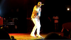 Chris Brown - Yeahx3 At Hawaii