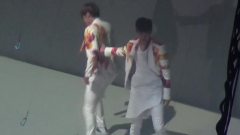 东方神起 - 吊威亚事故