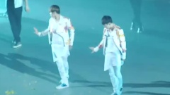 东方神起 - Wrong Number