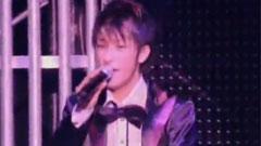 AAA - 唇からロマンチ