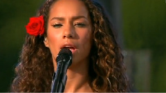 Leona Lewis - Bleeding Love Grattis Victoria