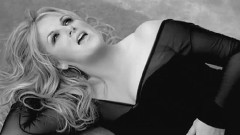 Trisha Yearwood - Trying To Love You