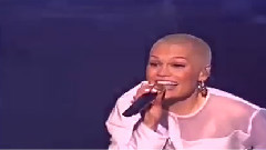 Jessie J - Domino