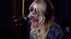 The Pretty Reckless - Champagne Supernova
