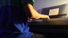 模仿翻唱 - 乌克丽丽