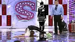 f(x),宋茜 - Victoria Vs A Girl Flexibility