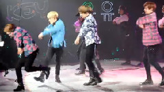 SHINee - Hitchhiking