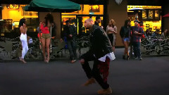 Chris Brown - Loyal