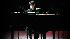 日韩群星,音乐短片 - Kiss The Rain