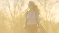 Carrie Underwood - Blown Away