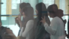 Nine Muses - 仁川国际机场出境赴中国