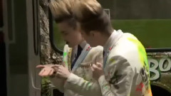 Jedward - Jedward's Big Adventure S02E04 Cheddar Gorge(切达峡谷)