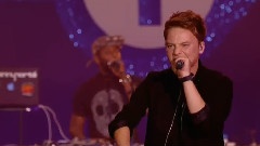 Conor Maynard ,Ne-Yo - Turn Around (Radio 1's Teen Awards 2012) 现场版