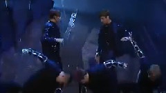 东方神起 - Catch Me