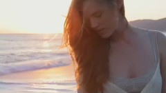 Megan & Liz - Simple Life