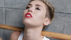 Miley Cyrus - Wrecking Ball