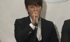 Super Junior - TVDaily 首尔永登浦时代广场举行的旅行书Super Junior记者恳谈会