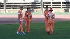 EXO - 呆坐 & 跳舞 & 互动