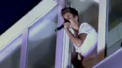 Justin Bieber - All Around The World