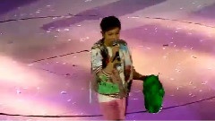 SHINee - 钟铉变身恐龙