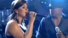 Kelly Clarkson - Amame