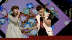 IU,李起光 - Hawaiian Couple
