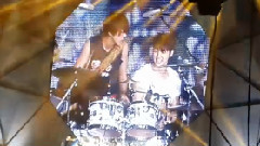CNBLUE - Weak Up