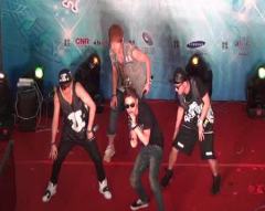 MIC男团 - Single Ladies