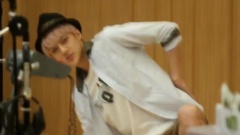 EXO,EXO-K - 世勋示范舞蹈动作