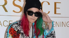 BigBang,G-Dragon(BigBang) - G-Dragon乐见热情港粉丝 VERSACE香港概念店开幕 新闻报道
