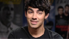 Joe Jonas - Nick Jonas