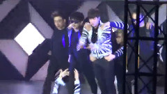 东方神起 - Catch Me