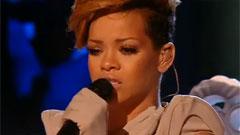 Rihanna - Russian Roulette
