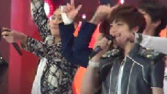 U-KISS - 红霞