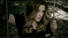 Lisa Marie Presley - You Ain't Seen Nothin' Yet