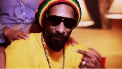 E-40,Snoop Doggy Dogg - What You Smoking On