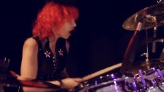 Cherri Bomb - Shake The Ground