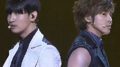 东方神起 - Keep Your Head Down