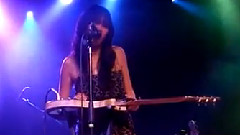 Thao & Mirah - Squareneck