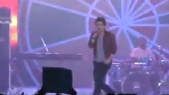 David Archuleta - Stomping The Roses