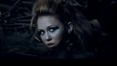 Miley Cyrus - Can't Be Tamed